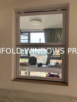 Superhouse Modern Design Multi Functions Folding Glass Windows Tinted Interior Aluminum Sliding Bifold