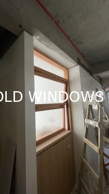 Distortion-Free Glass Folding Window System Enhancing Clarity for Reading Nooks and Distant Landscape Appreciation