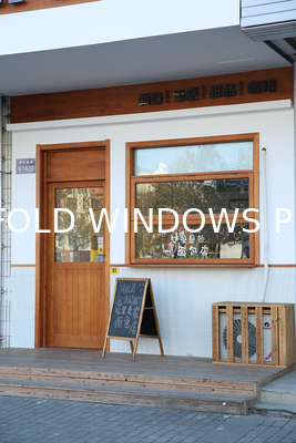 Compact Folding Window Innovation Maximizing Wall Efficiency in Micro-Dwellings and Converted Van Spaces