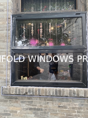 Studio-Optimized Folding Window Balancing Morning Sun Exposure with Afternoon Shading for Practice Spaces