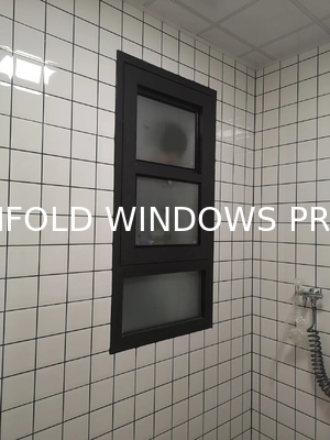 Western Exposure Folding Window Design Capturing Dramatic Evening Color Transitions on Interior Walls