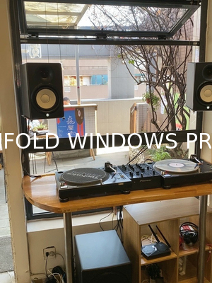 Guard Condensation Resistant Folding Window Technology Maintaining Clarity During Winter Temperature Fluctuations