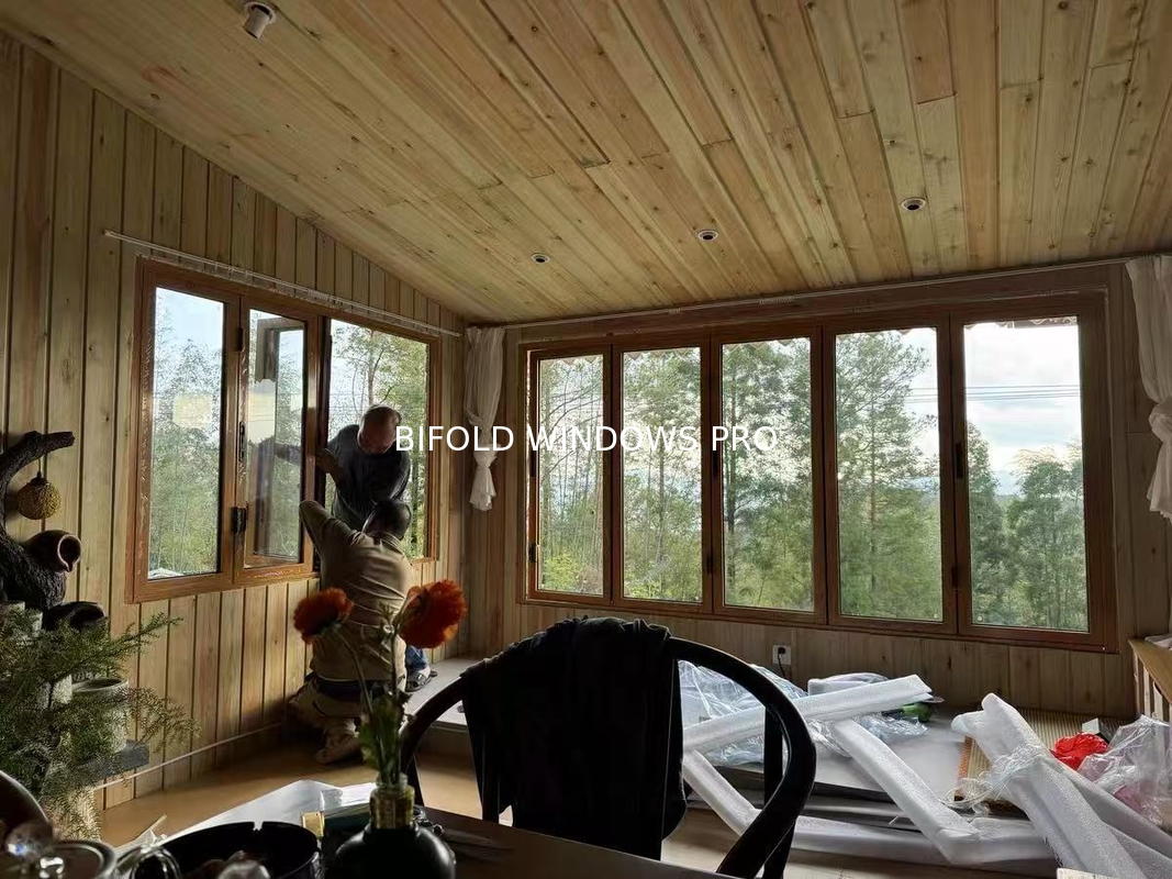 DERCHI aluminum casement windows with 1.8mm profile thickness and double tempered glass for heat insulation and soundproofing
